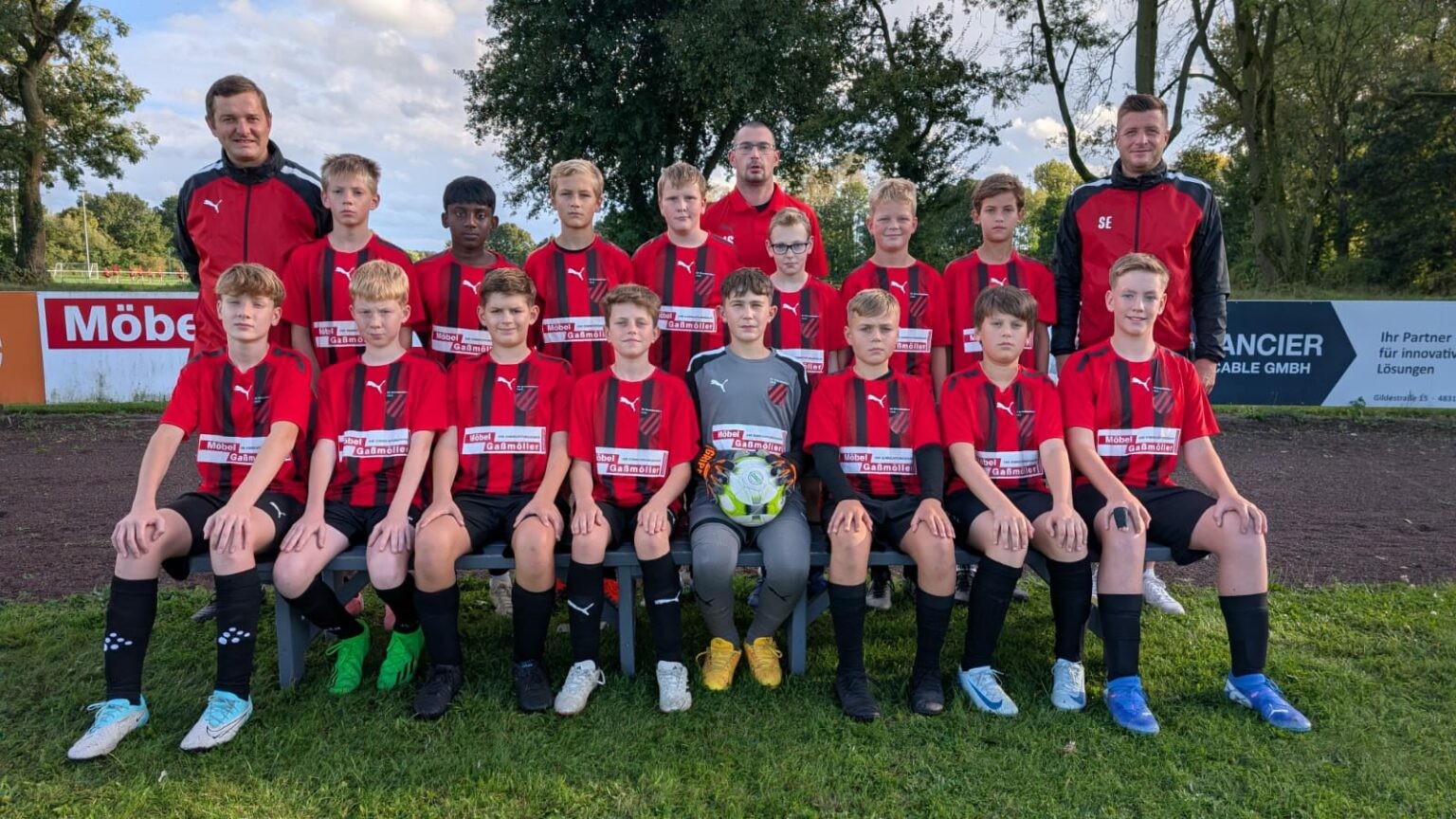 U13
